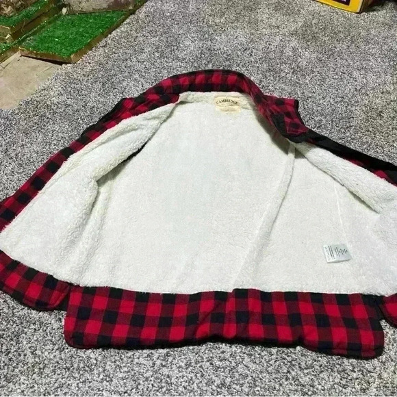 cambridge dry goods vest Women Size S Buffalo Plaid Fuzzy Inside - Picture 7 of 8